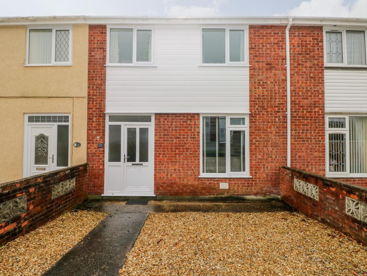 21 Sandfield Road Villa Burry Port Exterior foto